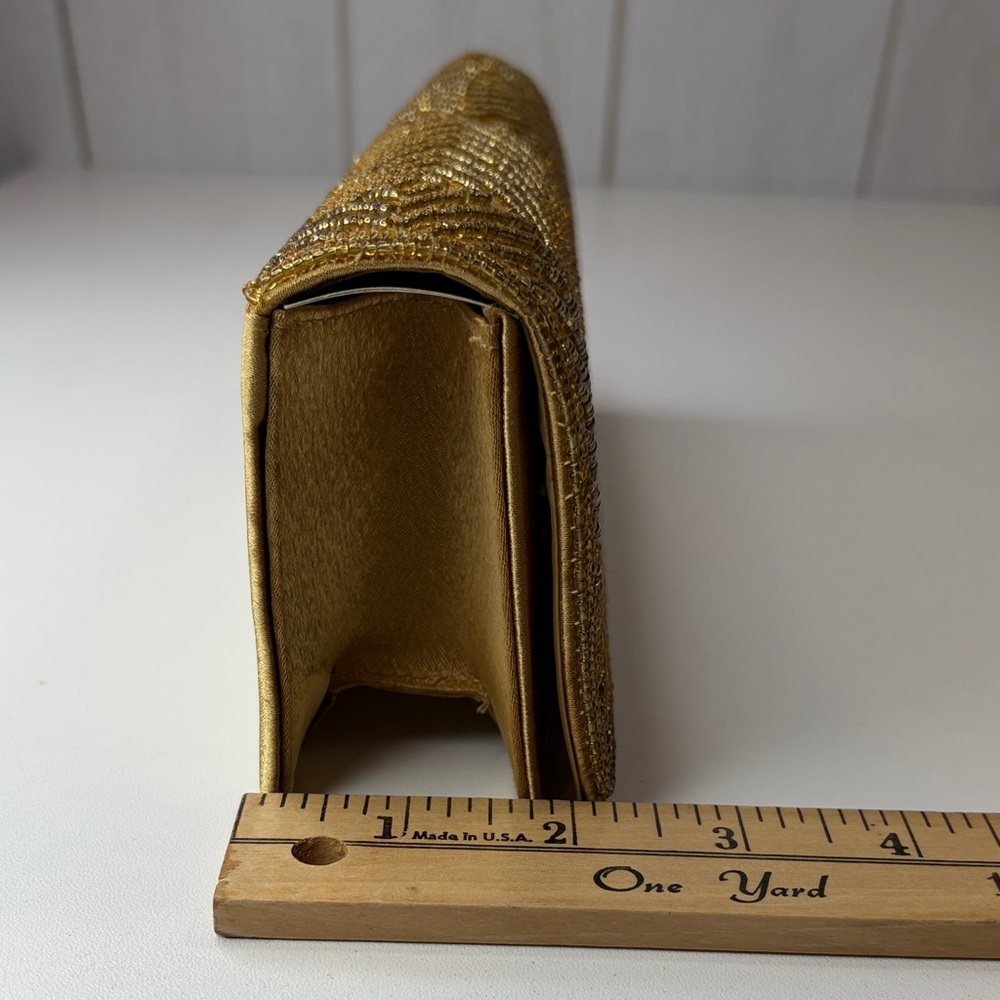Bijoux Terner gold satin evening clutch handbag beaded detailing with strap NWT - Picture 3 of 8